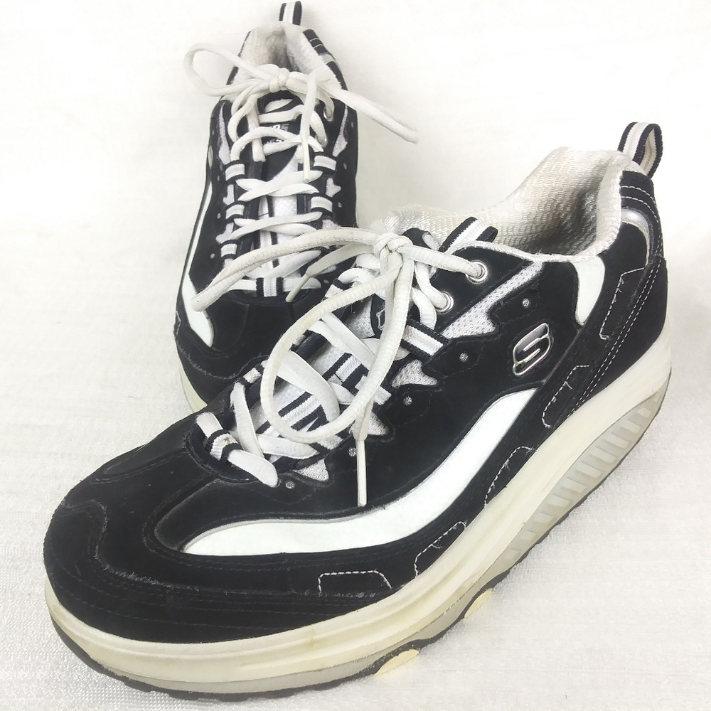 Skechers  Shape Ups walking shoes size 9.5